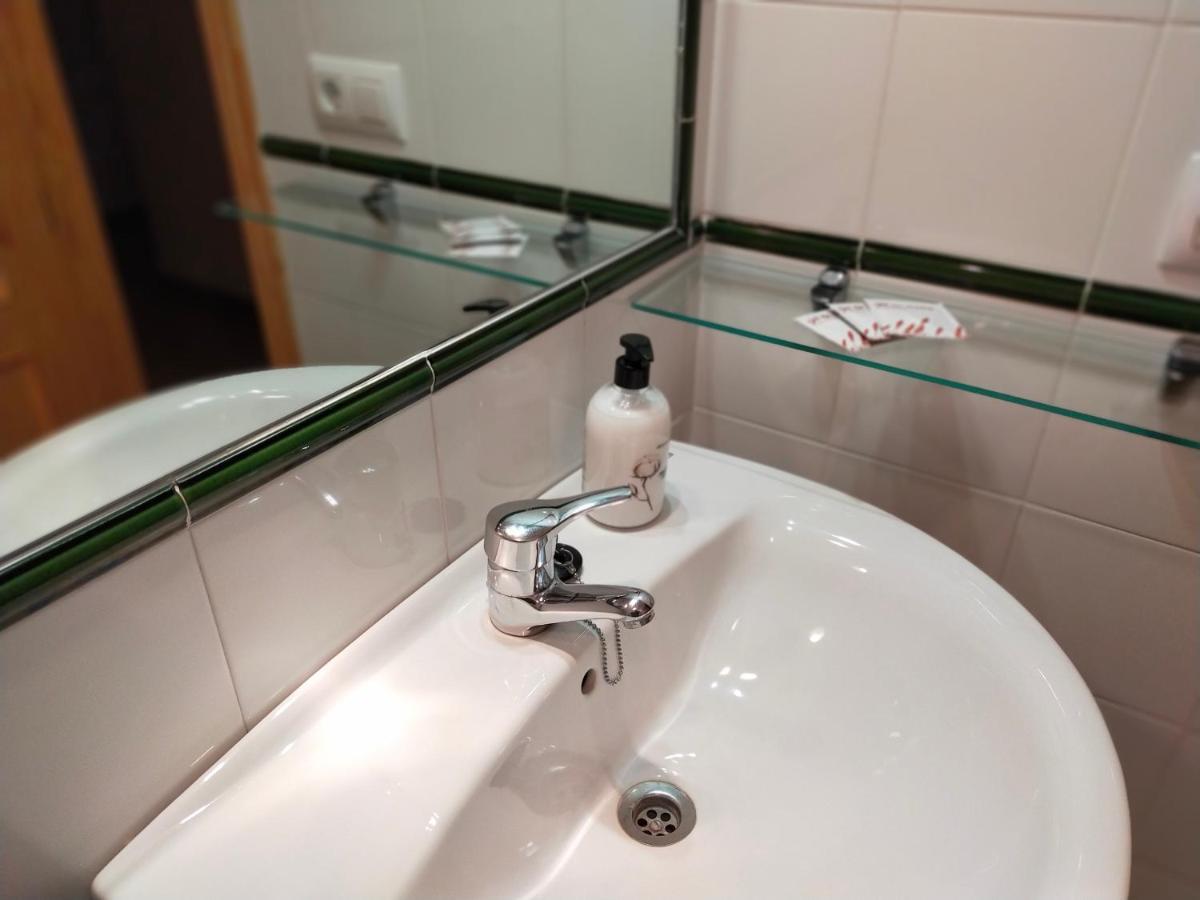 Apartamento Avenida Del Parque Cazorla Buitenkant foto